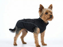 Black Technical Dog Raincoat – Rainproof, Windproof, and Reflective